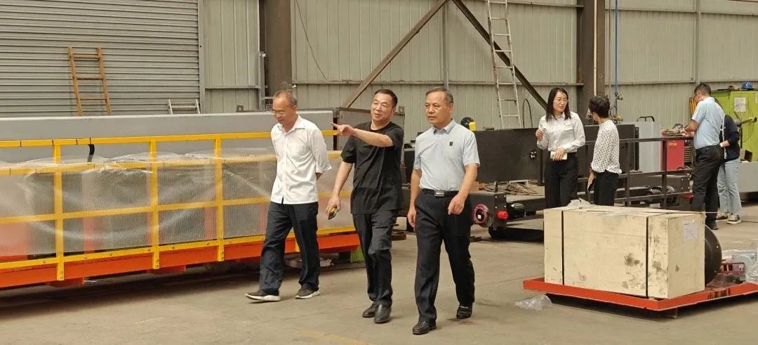 熱烈歡迎省市場(chǎng)監(jiān)督管理局認(rèn)證處史明甫處長(zhǎng)等一行蒞臨東起集團(tuán)考察調(diào)研！